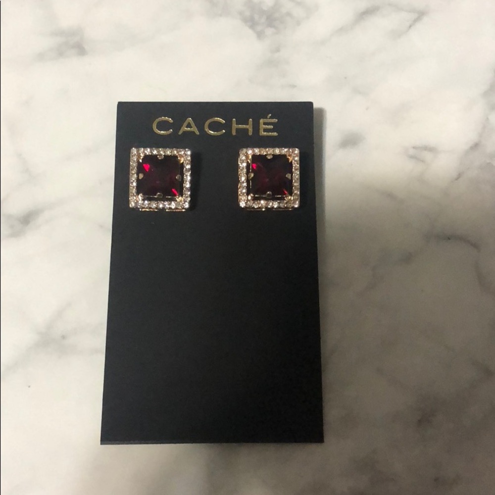 Cache ruby rhinestone earring red silver stud gold